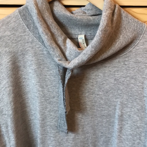 Free People Movement Lara Pullover Size Large - Picture 3 of 9